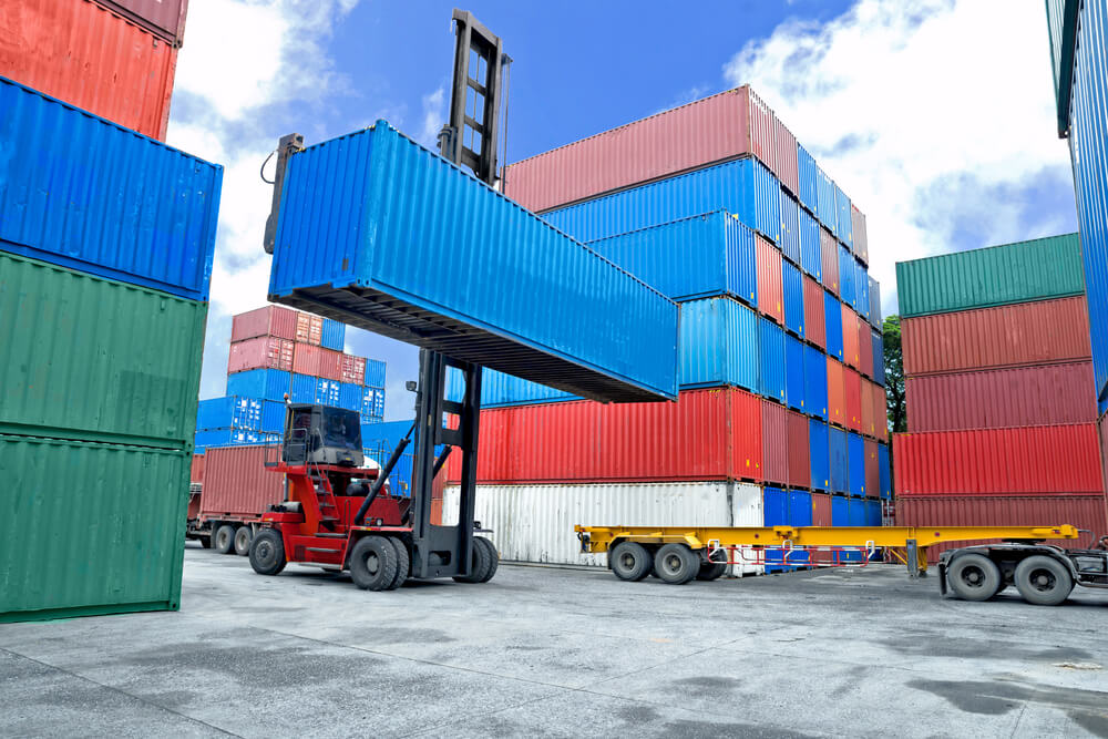 Manipulacaj kontenerem za pomoca ladowarki teleskopowej